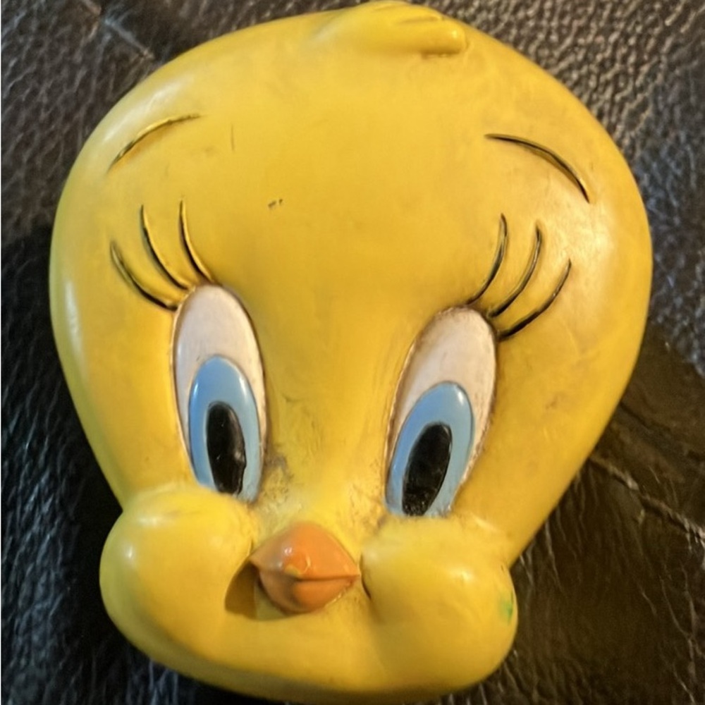 Vintage Tweety bird paper clip holder